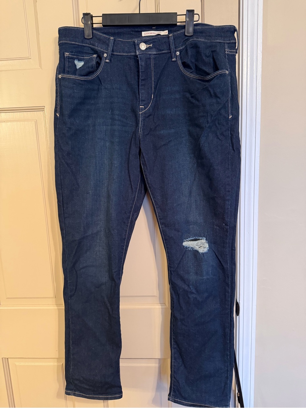 Dark Blue Skinny Jeans with Knee Distress - Women
